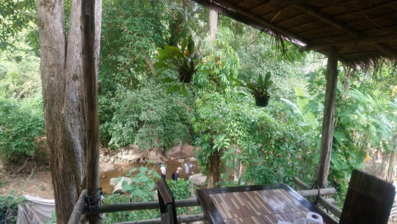 Apartamento Hill Tribe Art House Chiang Rai Exterior foto