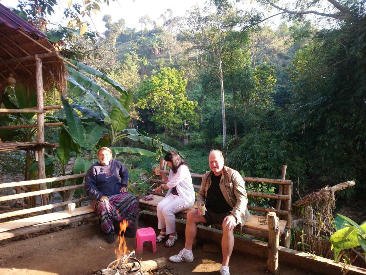 Apartamento Hill Tribe Art House Chiang Rai Exterior foto