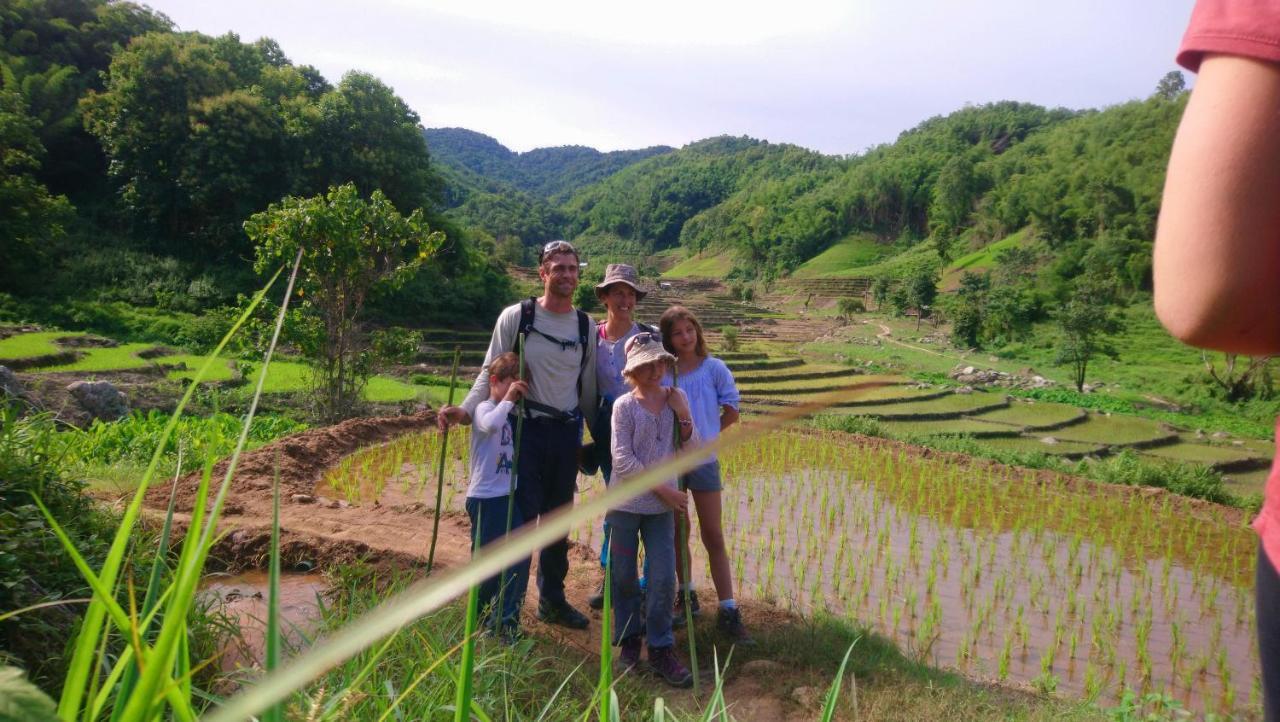 Apartamento Hill Tribe Art House Chiang Rai Exterior foto