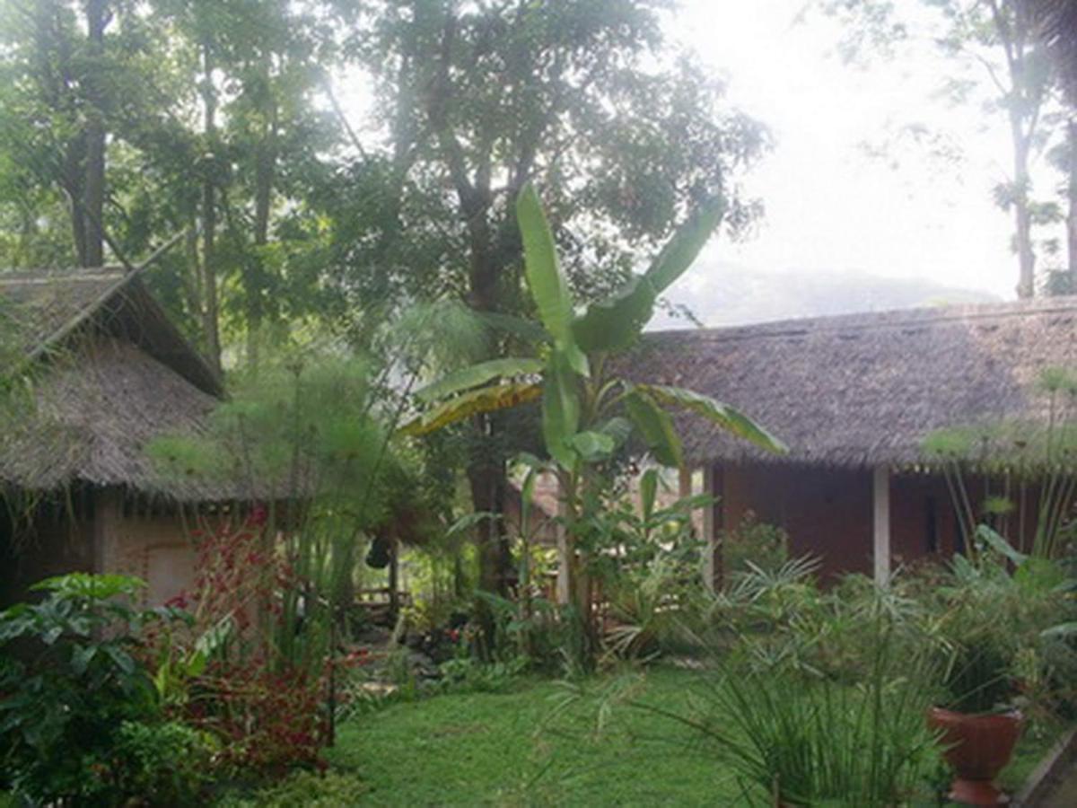 Apartamento Hill Tribe Art House Chiang Rai Habitación foto